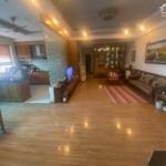 Bán chung cư nguyễn ngọc vũ - cầu giấy, dt 140m2, 3 ngủ, giá 10.2 tỷ.