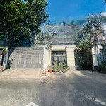 Bán nhà 3 tầng đẹp mt đường số 1,(7x16) nhà đẹp mới full nội thất ở ngay, giá tốt