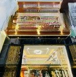 Cần vốn làm ăn tôi bán nhà ký con-q1 giá 5.520tỷ/70,15m2. gần chợ dân sinh. cho thuê 30tr