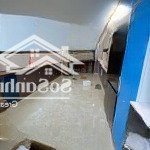 Bán gấp nhà mặt phố lạc long quân 38m x 5 tầng lô góc 18.6 tỷ quận tây hồ