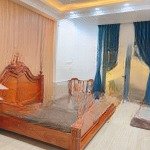 Bán mặt tiền trường chinh, quận tân bình - 11m x 15m. hầm + 6 tầng. hđt 100tr/th. giá 25 tỷ tl