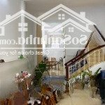 Chính chủ. nhà 1 trệt 1 lửng 2 lầu sân thượng. hẻm hơn 5m xe hơi quay đầu. đs 30 p6 gv dt 4 x 12.5