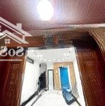 Hot girl hoàng quốc việt lô góc 3 thoáng nhà mới 6 tầng thang máy 39m2 6t mt 4m 7.9 tỷ