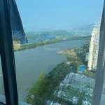 Bán nhanh 13,6 tỷ - mặt view sông saigon pearl. căn sát gần sông. tầng cao nên rất thoáng