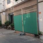 Nhà ô tô đỗ cửa, cạnh sacombank lạc long quân, 3.99 tỷ
