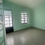 Cần cho thuê noxh sát kcn long khánh. giá 3.5tr/tháng 2pn. lh 0384329615 luyến