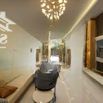 Bán nhà mặt tiền thang máy cao cấp , phạm hữu lầu, 14 tỷ, 90 m2, chính chủ giá cực chất, q7, hcm