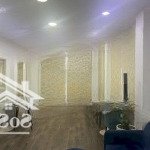 Cho thuê nhà nguyên căn mặt tiền đường tô hiến thành trệt 6 lầu