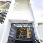 Anh hải bài bạc cần bán nhà gần vòng xoay võ văn kiệt trả nợ