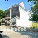Chủ cần tiền bán nền đất 8x19m2 (152m2) giá 6 tỷ 5 đường 16m hướng đông nam tp thủ đức