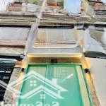 Bán nhà 5 tầng -7 phòng thiết kế theo mô hình căn hộ dịch dụ tài chính 8 đồng nhỉnh
