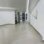 Bán nhà lô góc phố tôn thất thuyết. 7 tầng thông sàn, mặt tiền 5,5m. diện tích 100m2 có hầm. 52 tỷ