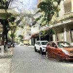 Nhà hiếm 3 tầng đẹp phố thanh long hải châu - sát biển nguyễn tất thành giá 9.x tỷ