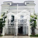 Siêu phẩm song lập khu sao biển 150m2 gần hồ chỉ 32 tỷ tại vin ocp1 gia lâm. chủ cần tiền bán gấp