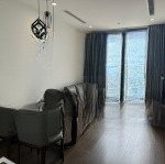 Cho thuê cc vinhomes west point 20 triệu, 66m2, 2pn, 2wc, hàng hot