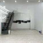 Cho thuê nhà mặt phố quán thánh, dt 50m2x5 tầng, mt 5.7m, giá 59tr, lh 0968896456