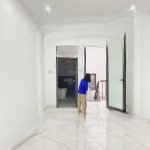 Bán nhà 30*4 tầng tại ngõ lò đúc,đi bộ ra chợ, gần trường c1.2.3 ,đh,bệnh viện 108, t.nhàn,bạch mai