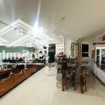 Chuyển nhượng căn góc 2 ban công ct1 vcn phước hải. hướng đông nam mát mẻ