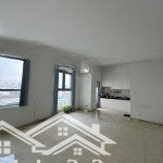 Bán nhanh căn hộ oficetele luxcity 45m2 1pn 1wc căn góc nt cơ bản chỉ 1,95 tỷ căn góc đẹp nhất khu