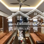 Chính chủ bán nhà mặt phố, lạc long quân, tây hồ, dt 70m2, 2 tầng, 24 tỷ