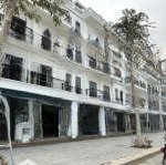Chủ nhà cần thành khoản liền kề 1 hướng tây nam kđt đông dương residence