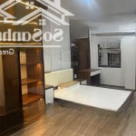 Bán nhà trần thái tông, cầu giấy, dt 60m2*5 tầng*mt 4.5m nhỉnh 9 tỷ. nhà lô góc 100m ra mặt phố