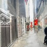 Bán ccmn - hoàng văn thái - ô tô tránh.
thang máy - lô góc - dt 75m - chỉ 29 tỷ - tổng 17 phòng