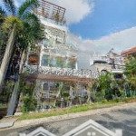 Biệt thự đẳng cấp có hồ bơi - khu cư xá bắc hải, quận 10