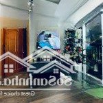 Bán căn hộ phú gia. dt 72m, 2pn, 2wc, nội thất, sổ hổng. giá 2.4 tỉ
