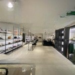 Cho thuê nhà mặt phố nguyễn khánh toàn, 70m2 5 tầng có thang máy, mặt tiền 6m giá thuê 50tr/thang