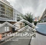 Hẻm sang 10m có vỉa hè - nguyễn xí - p26 - bình thạnh. ngang lớn (10x18m) 3 tầng 8pn. hđt: 60tr/th