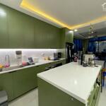 Bán gấp nhà pl chùa láng,đống đa.dt:60m2,nhà 7 tầng thang máy,ô tô 7 chỗ vào nhà,cách mp 40m.