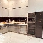 Chính chủ cần bán gấp nhà phố hẻm xe hơi ngủ trong nhà giá rẻ. lh 0903818330 xem nhà