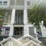 Nhà phố manhattan vinhomes q9, vị trí siêu đẹp kế vincom, công viên
