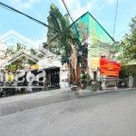 Khu phân lô phố hoàng quốc việt, giá 11 tỷ, 40m2, 2pn, 2 tầng, đường ô tô tránh