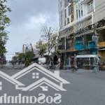 Tôi chính chủ bán nhà mt nguyễn văn thoại - dt: 134m2 ngang 6,4m. gần bãi biển