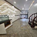 Lh 0962.118.156 gặp trực tiếp nam chủ nhà.