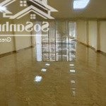Bán tòa nhà văn phòng trần thái tông 190m2 8t 1 hầm lô góc 3 mt 138 tỷ