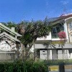 Ngộp bank! bán biệt thự hồ bơi mặt tiền ngay quốc hương, q. 2 - 8x27m, 4 tầng, hđt 70 triệu - 34 tỷ