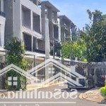 Hot! bán căn biệt thự 126m2 giá 11.5 tỷ ven sông vàm cỏ đông, có du thuyền đậu trước nhà