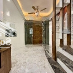 Khu vực vàng ngõ an sơn - đại la 30m2, 5 tầng 3 ngủ, mặt tiền rộng 5.7m. gần phố, an sinh đỉnh