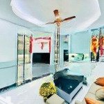 Bán nhà đội cấn, ba đình diện tích 40m2 * 4 tầng giá 6,8 tỷ