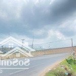 Bán gấp lô đất ngay sát mặt tiền đường nhựa ô tô vào tận nơi cách đường đt 784 chỉ 50m - chỉ 6xx