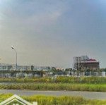Bán gấp lô bt góc 2 mặt tiền đối diện công viên - không bị đối nhà siêu đẹp - giá đầu tư