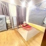 Bán gấp nr 33m2, 5pn, 5wc, pháo đài láng, đống đa, hn, 8,35 tỷ