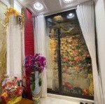 Bán nr 5pn 5wc tại pháo đài láng, 8,35 tỷ, 33m2 bao đẹp