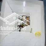 Tôi bán nhà nguyễn lương bằng - ô chợ dừa - đống đa - 5 tầng - 7,35 tỷ - nhà mới ở ngay.
