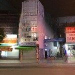2 mặt tiền đường bạch đằng p2 tân bình. dt: 4.23x15m nở hậu 5.55m. hđt 80tr vị trí siêu rẻ