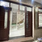Bán nhà riêng tại định công thượng, dt 38 m2,nhà phân lô, ô tô đỗ cửa.
