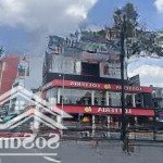 Siêu phẩm quận 1! bán nhà góc 2 mặt tiền đinh tiên hoàng. dt: 14.5 x 26m - hđt: 150tr. giá 80 tỷ